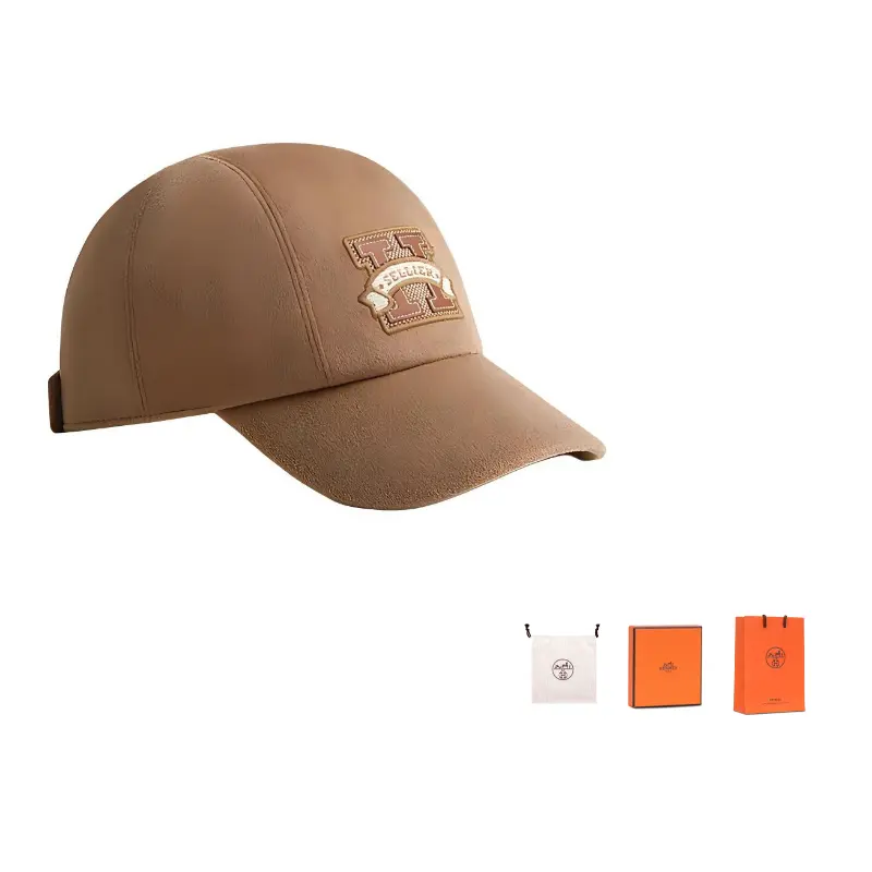 HERMES Кашемировая бейсболка унисекс коричнево-зелёная, Brown
HERMES Кашемировая бейсболка унисекс коричнево-зелёная, Brown