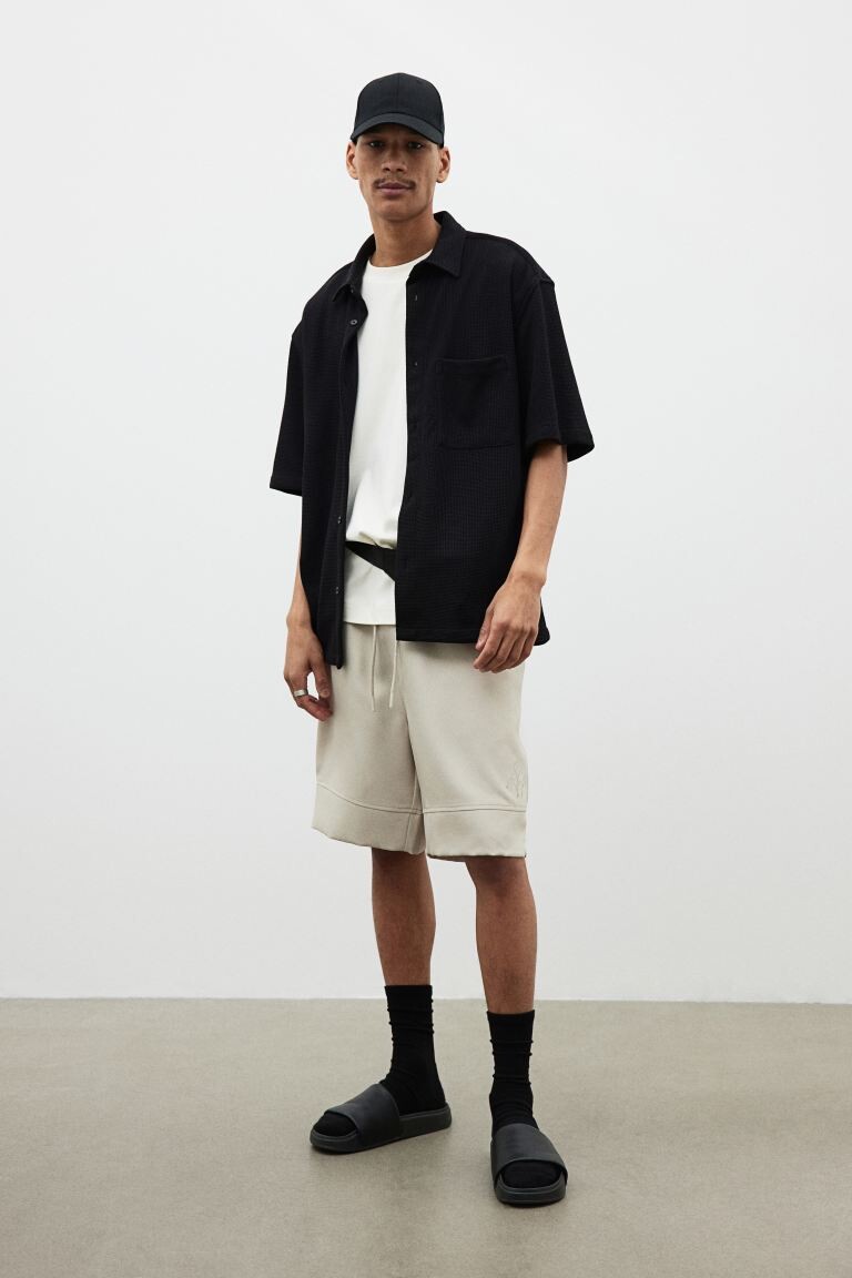 Рубашка с вафельной структурой обычного кроя H&M, черный
Рубашка с вафельной структурой обычного кроя H&M, черный