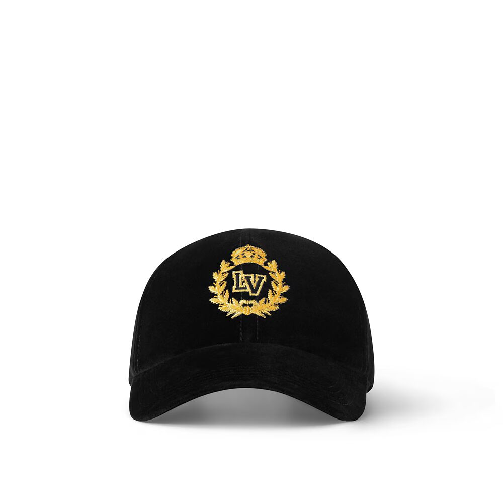 Кепка из бархата с гербом LV Louis Vuitton, черный
Кепка из бархата с гербом LV Louis Vuitton, черный