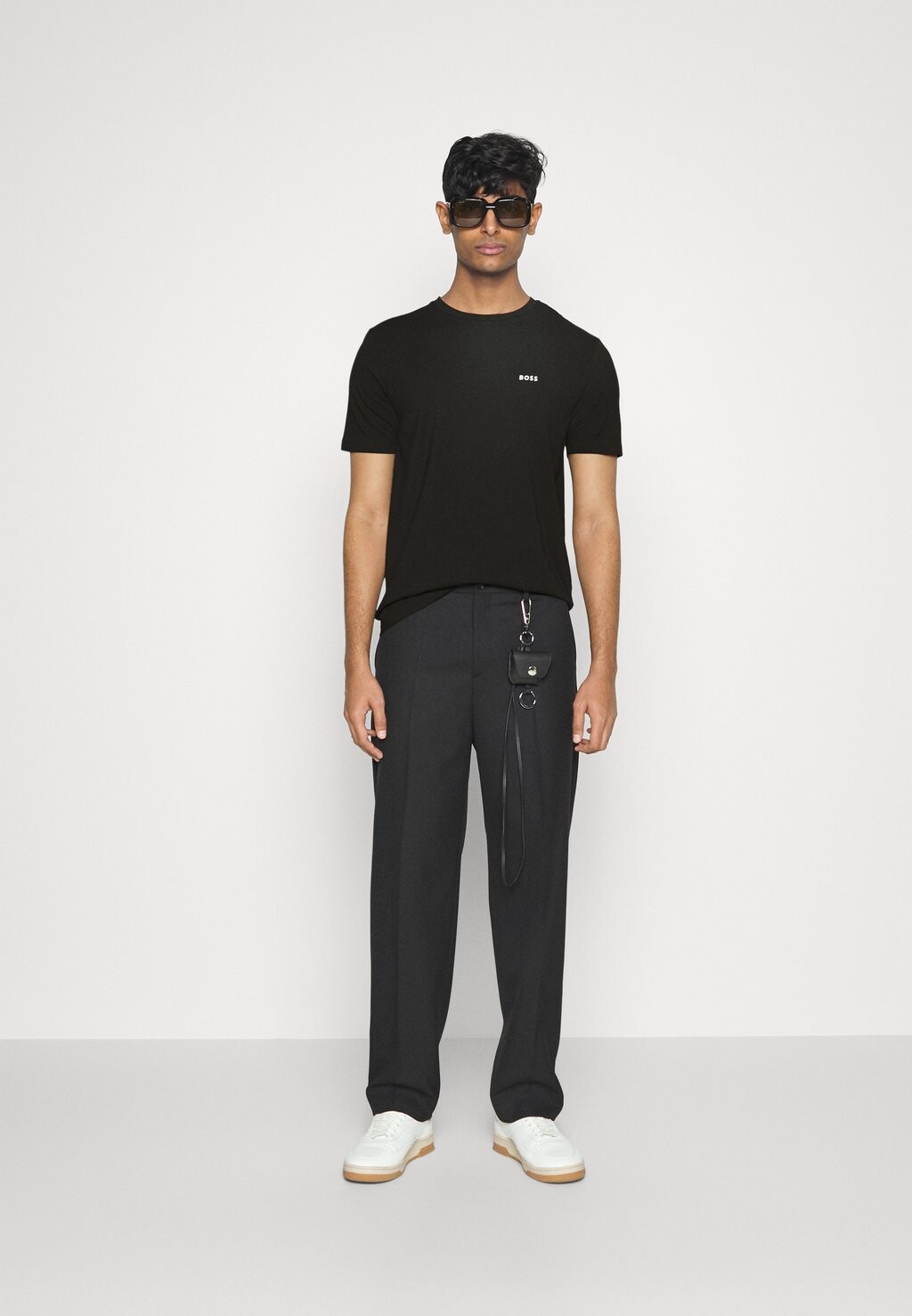 НАБОР 2 – базовая футболка BOSS, черный/белый
НАБОР 2 – базовая футболка BOSS, черный/белый