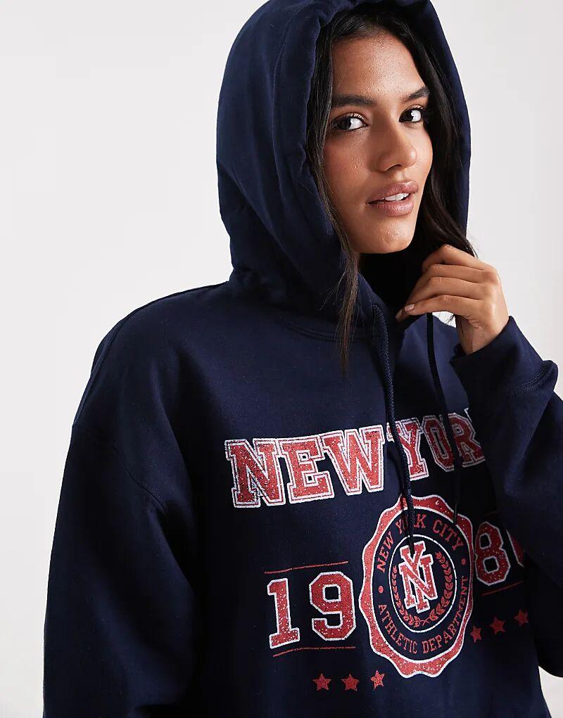 Толстовка с капюшоном Miss Selfridge New York Varsity темно-синего цвета
Толстовка с капюшоном Miss Selfridge New York Varsity темно-синего цвета