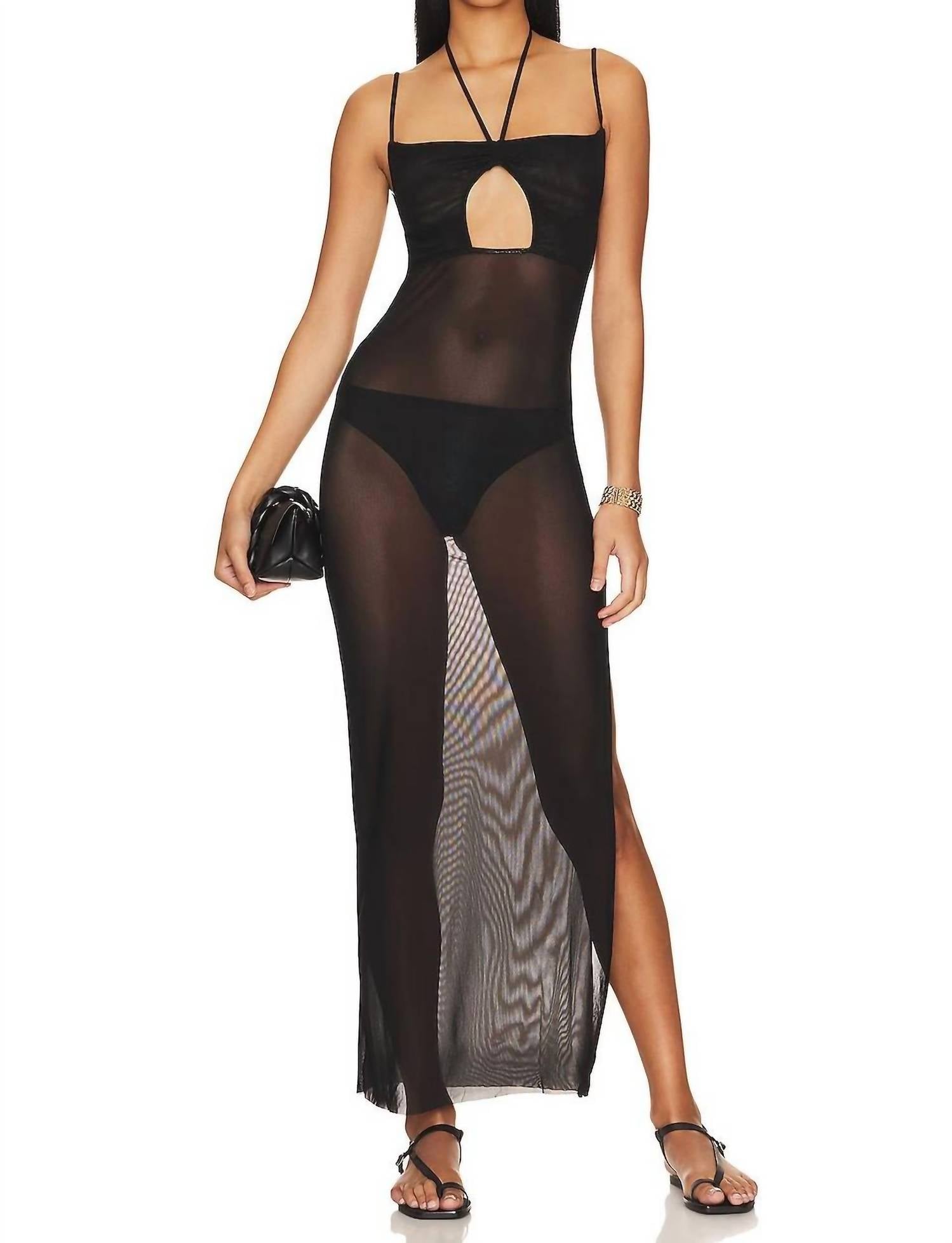 Платье макси с сетчатым прозрачным воротником-халтер черного цвета WeWoreWhat
Платье макси с сетчатым прозрачным воротником-халтер черного цвета WeWoreWhat