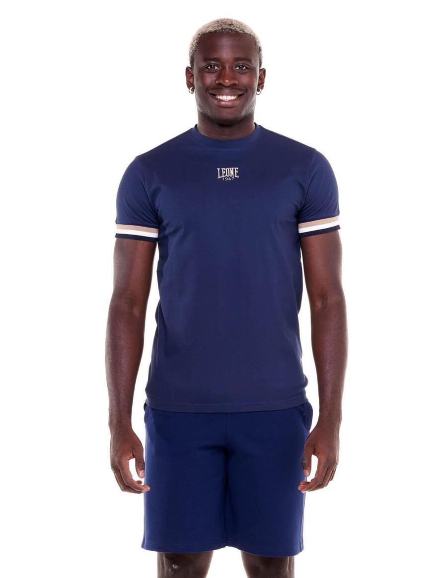 LEONE 1947 APPAREL Мужская футболка в земляных тонах
LEONE 1947 APPAREL Мужская футболка в земляных тонах