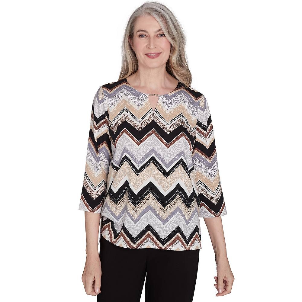 Топ Petite Alfred Dunner с зигзагообразным вырезом и разрезом на шее, цвет Black Tan
Топ Petite Alfred Dunner с зигзагообразным вырезом и разрезом на шее, цвет Black Tan