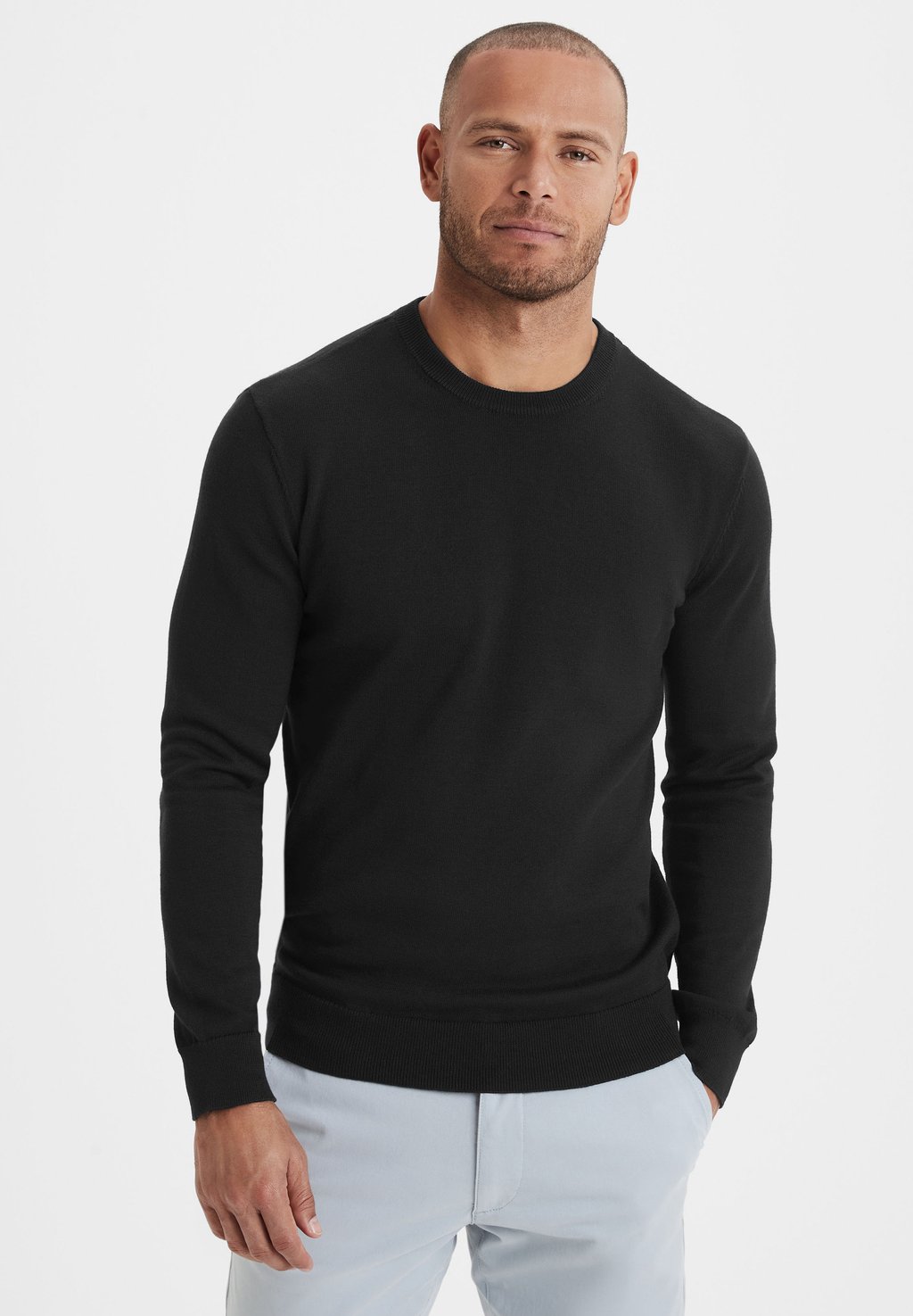 Джемпер RUNDHALS H.I.S, черный
Джемпер RUNDHALS H.I.S, черный