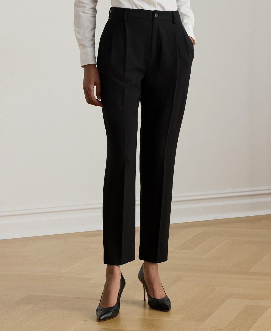 Женские брюки с высокой посадкой и наколенниками Lauren Ralph Lauren, Black
Женские брюки с высокой посадкой и наколенниками Lauren Ralph Lauren, Black