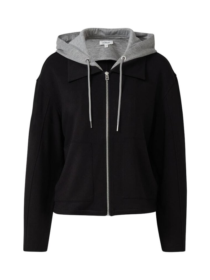 Толстовка черного цвета S.OLIVER RED LABEL
Толстовка черного цвета S.OLIVER RED LABEL