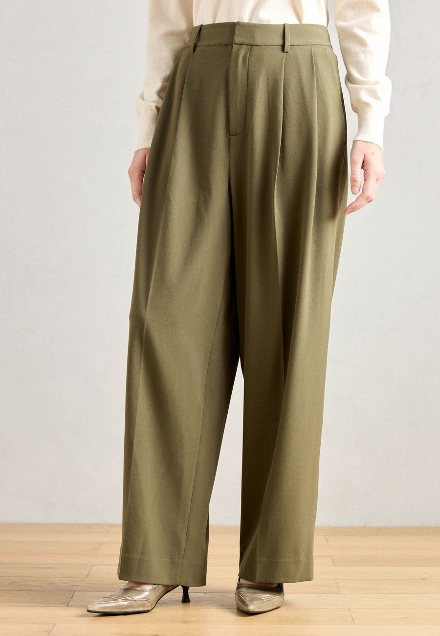 Брюки Mos Mosh PANAMA, Olive Night/Khaki
Брюки Mos Mosh PANAMA, Olive Night/Khaki