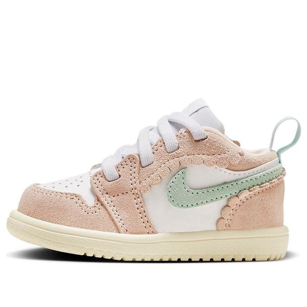 Кроссовки 1 low se scalloped edge 'guava ice' Air Jordan, мультиколор
Кроссовки 1 low se scalloped edge 'guava ice' Air Jordan, мультиколор