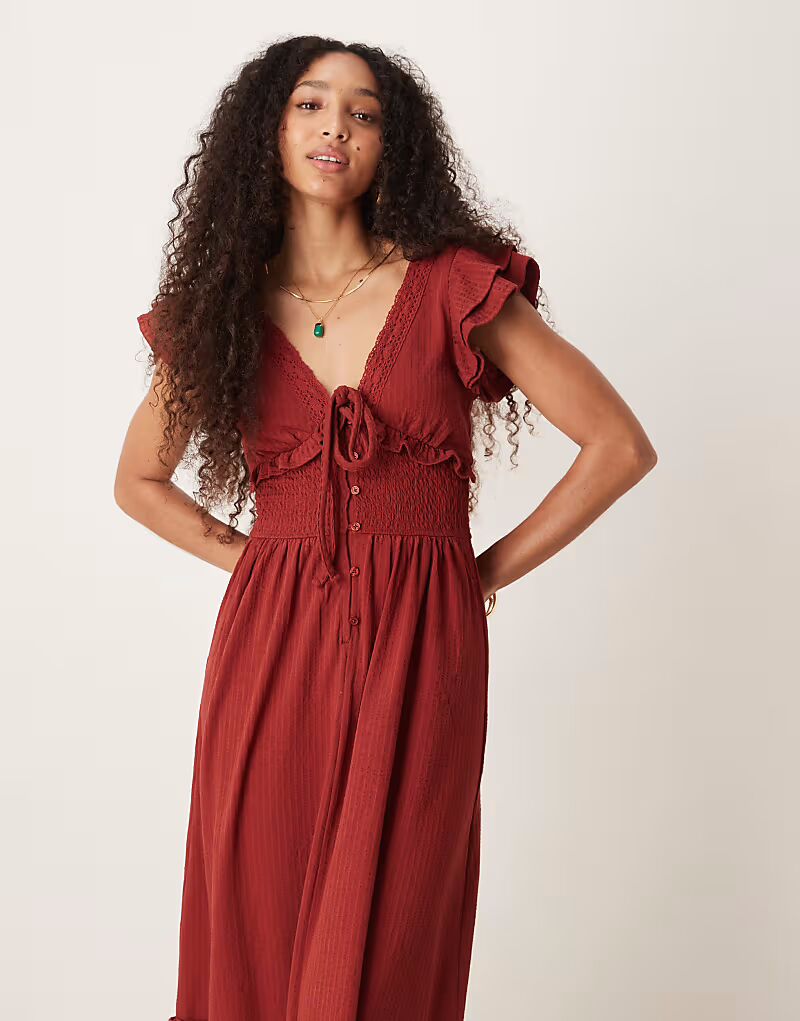 Платье миди из жатого хлопка с V-образным вырезом ASOS DESIGN цвета ржавчины
Платье миди из жатого хлопка с V-образным вырезом ASOS DESIGN цвета ржавчины