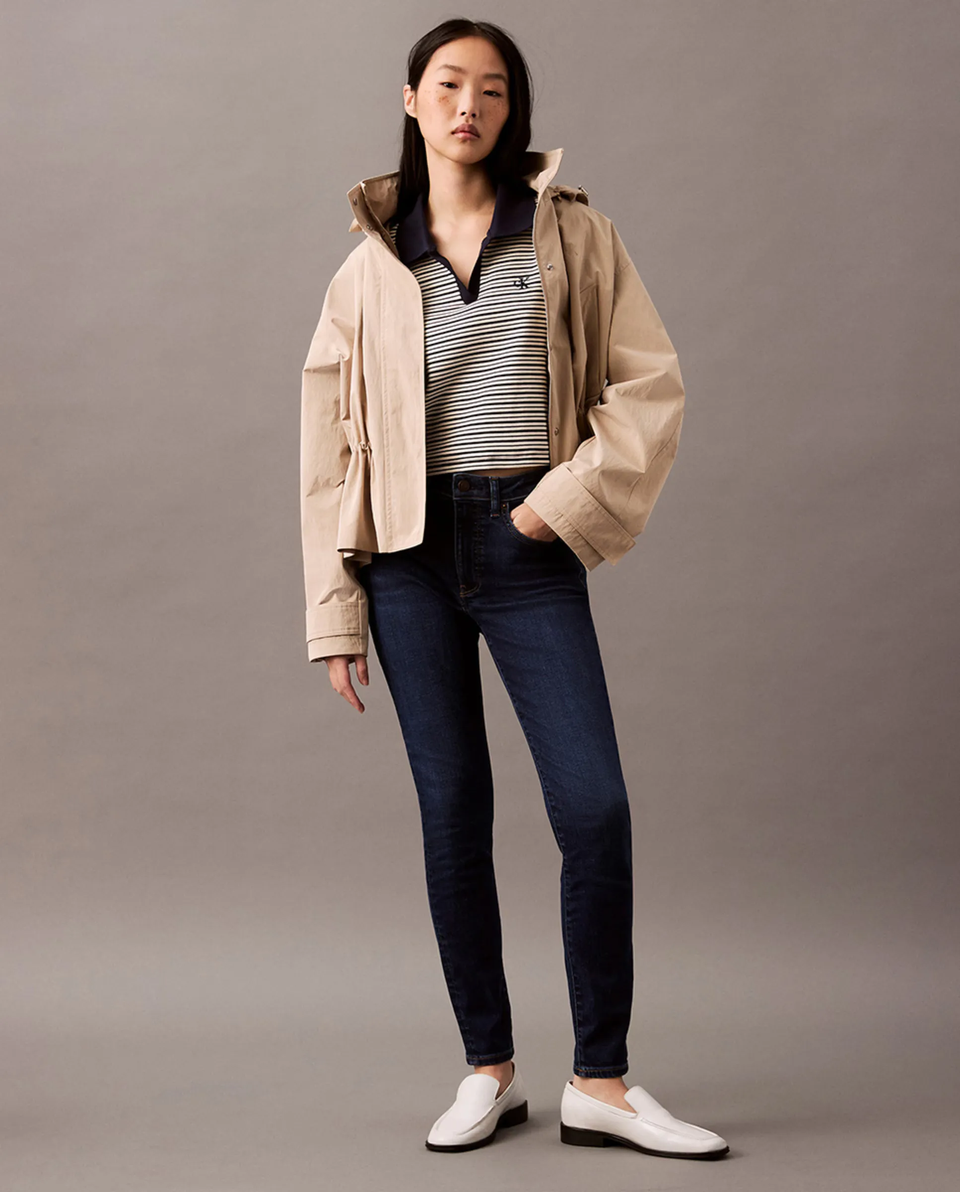 Женские джинсы Vaquero скинни средней посадки Calvin Klein Jeans, синий
Женские джинсы Vaquero скинни средней посадки Calvin Klein Jeans, синий