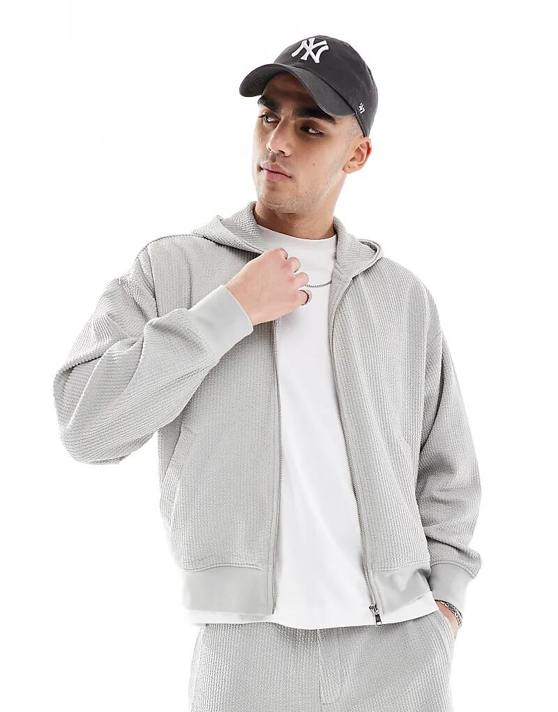 Толстовка Bershka свободного кроя из сирсакера светло-серого цвета
Толстовка Bershka свободного кроя из сирсакера светло-серого цвета