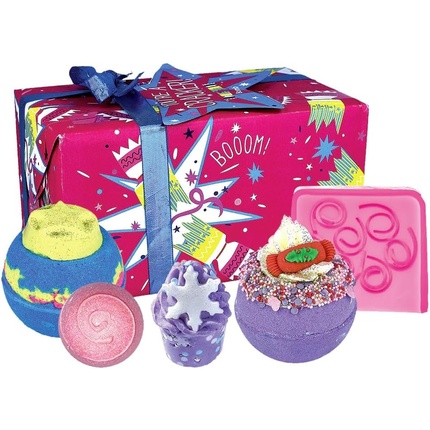 Рождественский набор для ванны и тела «Ты — крекер» ручной работы Bomb Cosmetics
Рождественский набор для ванны и тела «Ты — крекер» ручной работы Bomb Cosmetics