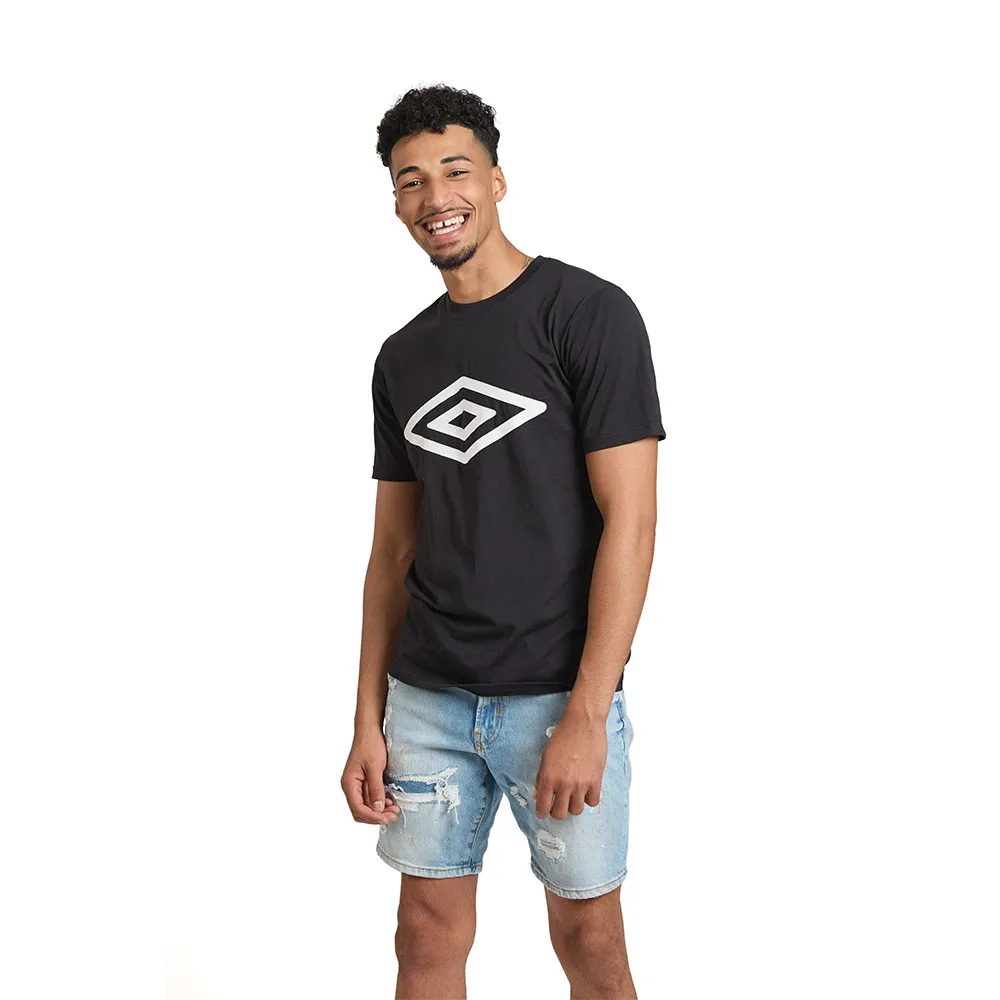 Футболка с коротким рукавом Umbro Turkana, черный
Футболка с коротким рукавом Umbro Turkana, черный