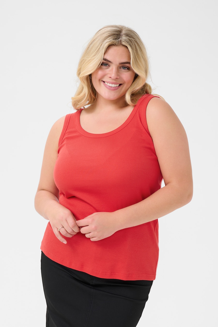 Топ KAFFE CURVE KCCarina, красный
Топ KAFFE CURVE KCCarina, красный