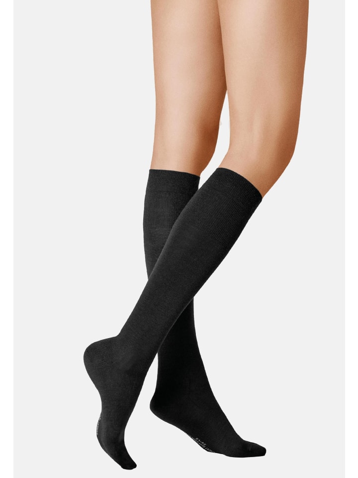 Kunert Высокие носки до колена из мягкой шерсти и хлопка, черного цвета
Kunert Высокие носки до колена из мягкой шерсти и хлопка, черного цвета