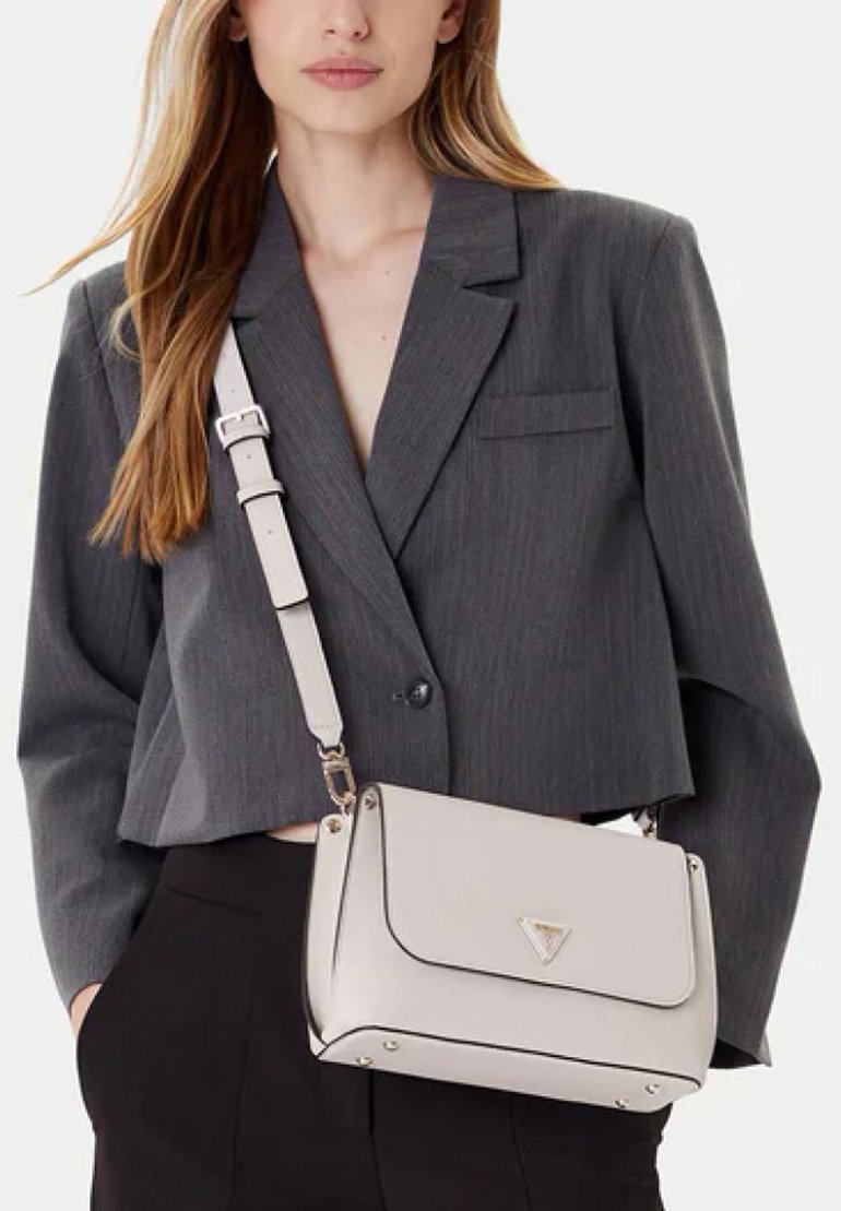 Сумка кросс-боди Guess MERIDIAN FLAP, Ivory/Off-White
Сумка кросс-боди Guess MERIDIAN FLAP, Ivory/Off-White