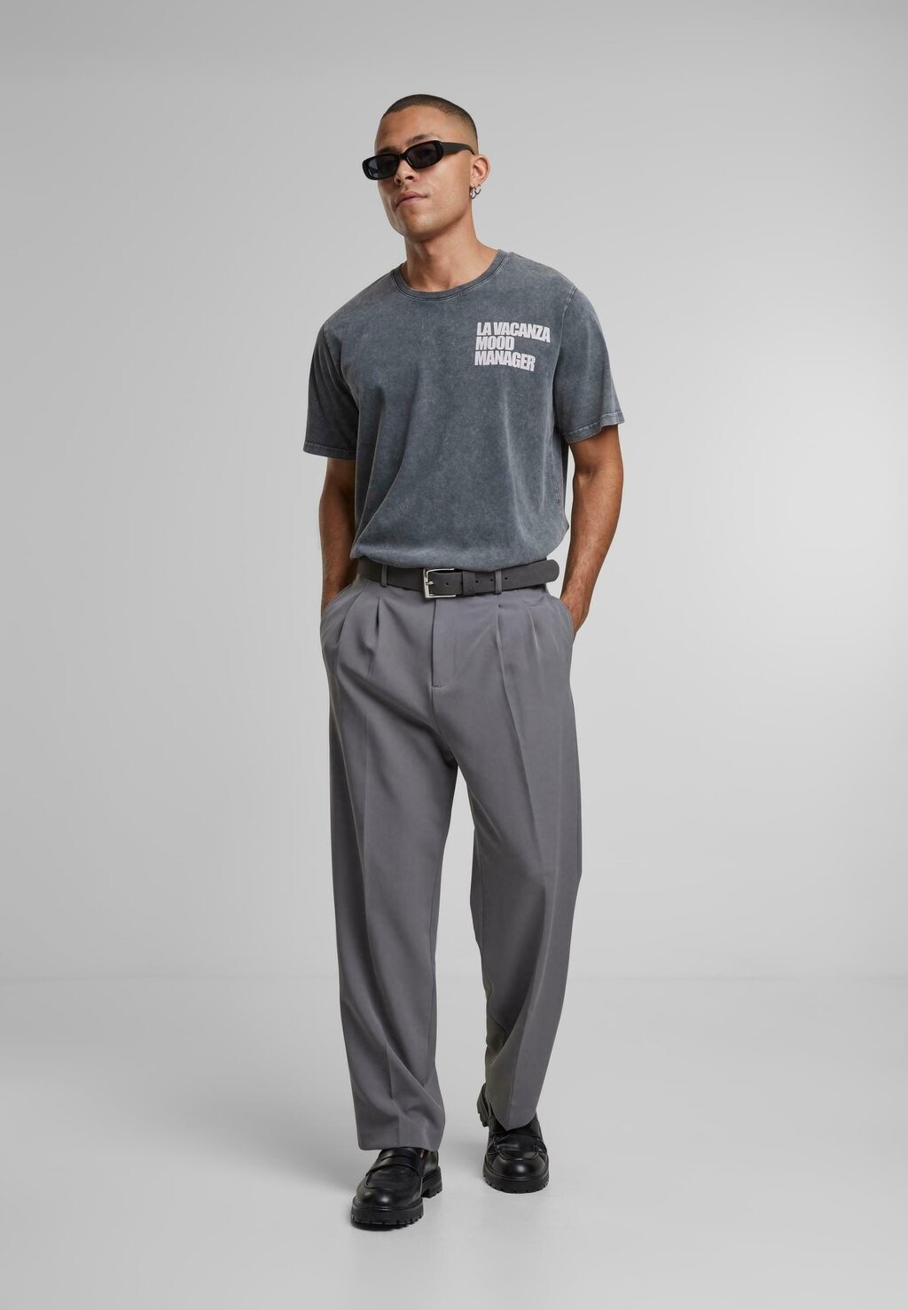 Футболка с принтом MOOD MANAGER PICA PICA, серый металлик
Футболка с принтом MOOD MANAGER PICA PICA, серый металлик