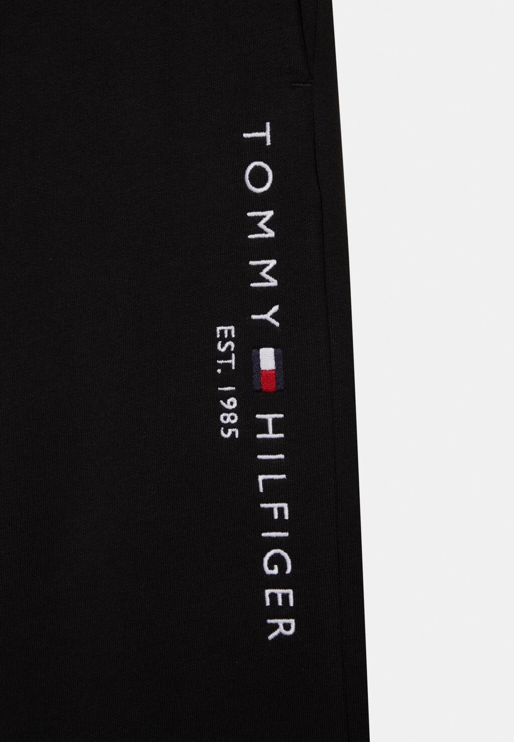 Брюки тренировочного костюма Essential Unisex Tommy Hilfiger, черные
Брюки тренировочного костюма Essential Unisex Tommy Hilfiger, черные