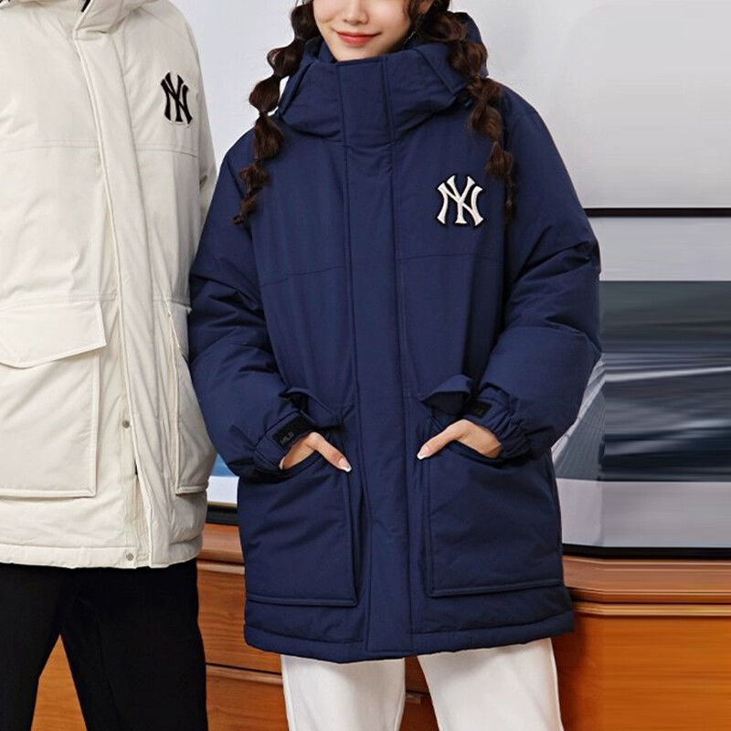 Пуховик унисекс темно-синий морской Mlb
Пуховик унисекс темно-синий морской Mlb