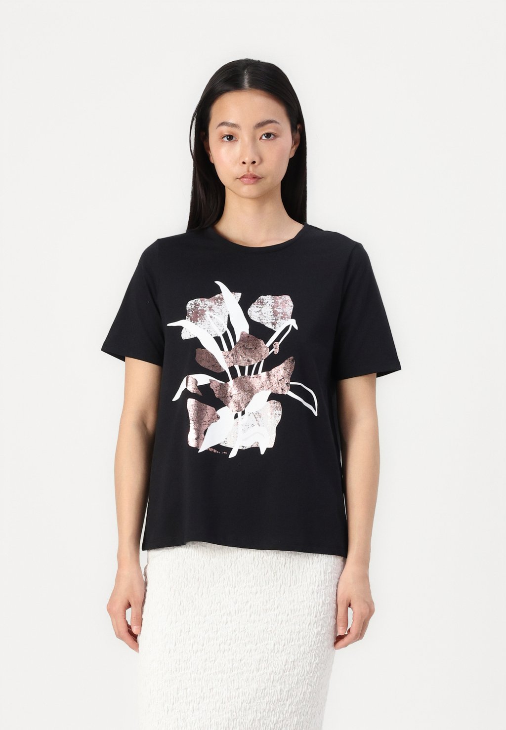 Футболка с принтом VISTAMP O NECK FOIL VILA, черный
Футболка с принтом VISTAMP O NECK FOIL VILA, черный