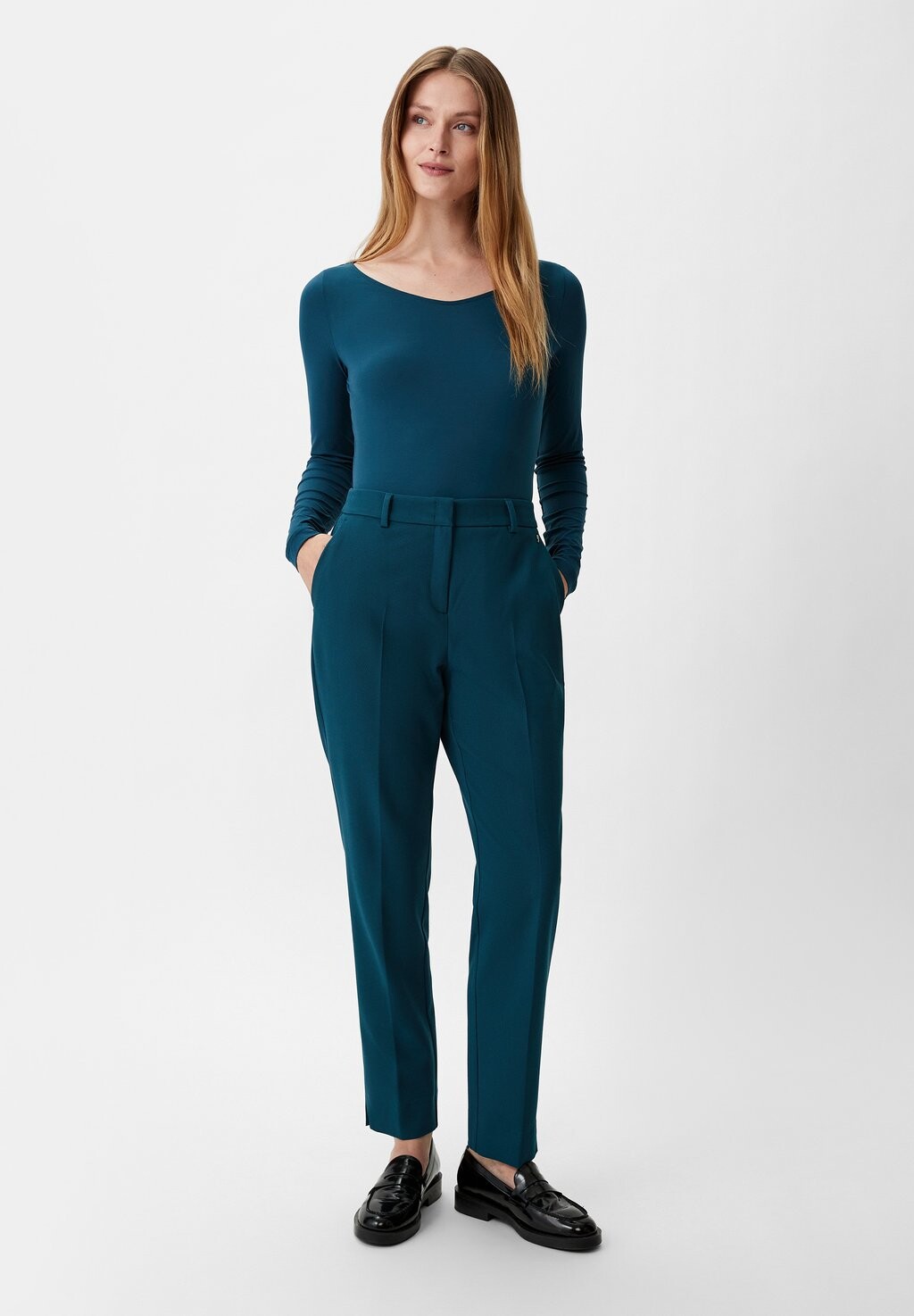 Брюки À LA TEXTURE ARMURÉE comma, бирюзовый
Брюки À LA TEXTURE ARMURÉE comma, бирюзовый