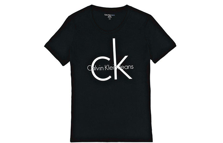 Calvin Klein Футболка женская черная
Calvin Klein Футболка женская черная
