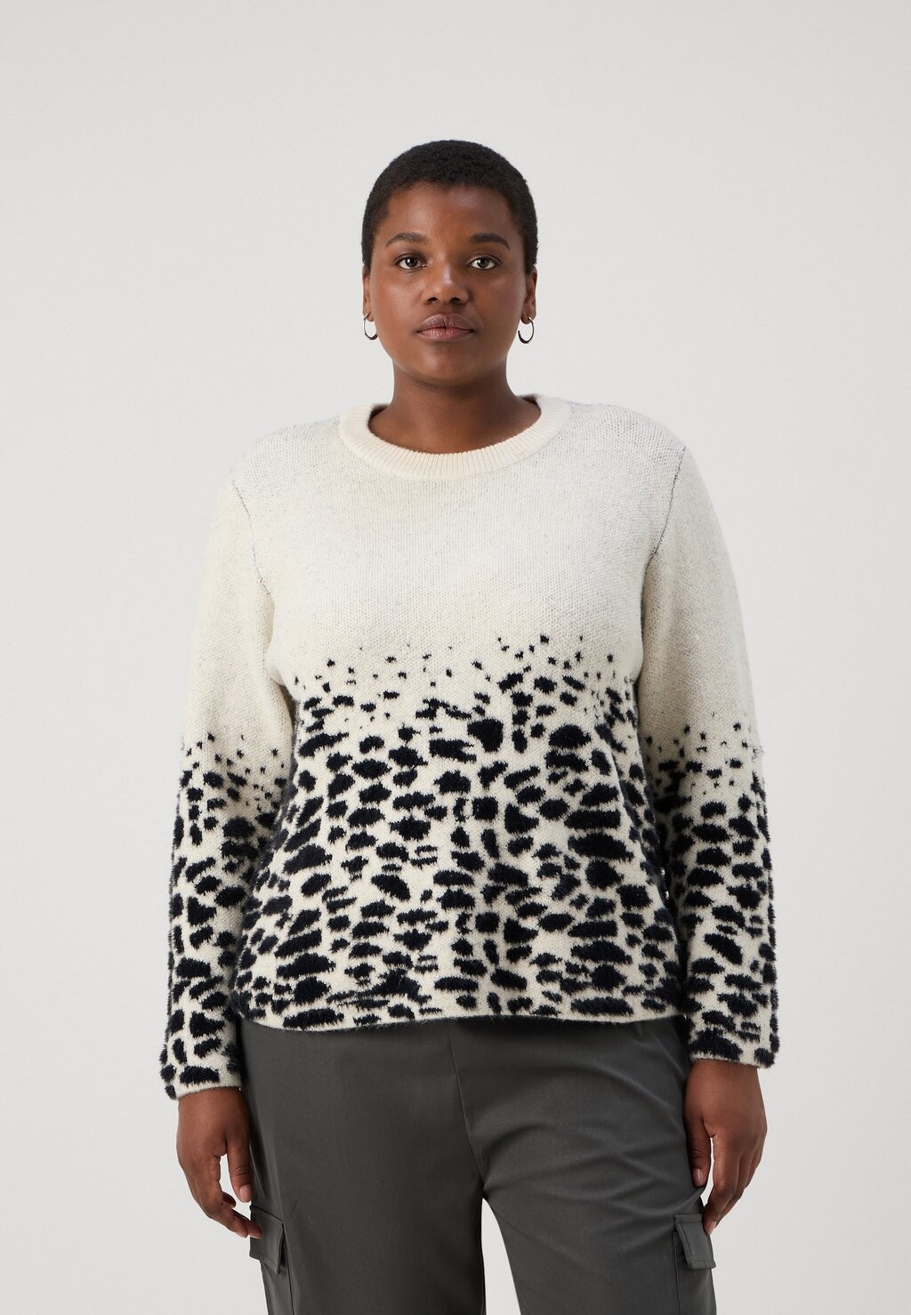 Джемпер CARANNI ONECK ONLY Carmakoma, черный
Джемпер CARANNI ONECK ONLY Carmakoma, черный