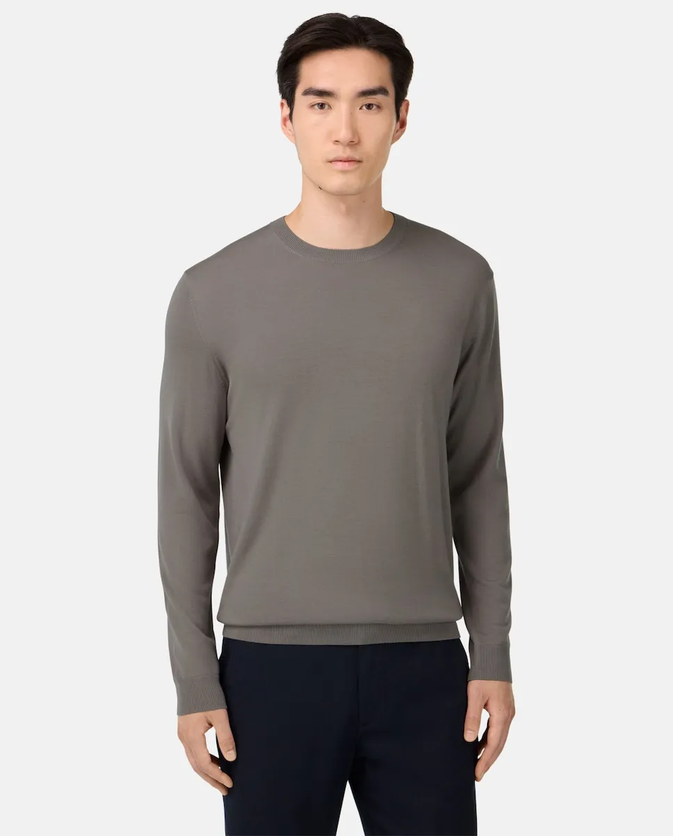 Свитер с круглым вырезом из ультратонкой шерсти мериноса Boggi Milano, серо-коричневый
Свитер с круглым вырезом из ультратонкой шерсти мериноса Boggi Milano, серо-коричневый