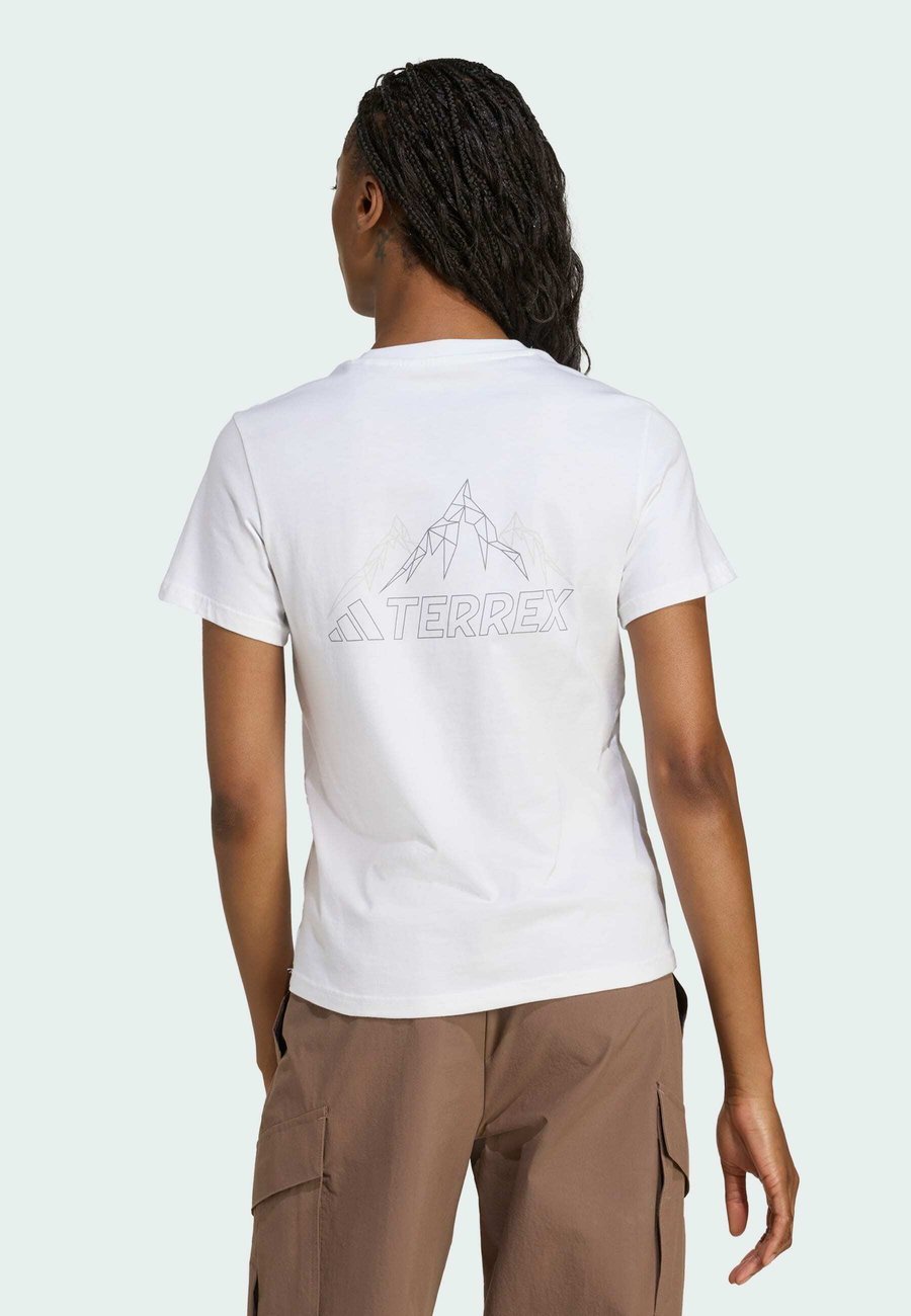 Футболка Adidas Terrex MOUNTAIN TEE, White Grey Three/White
Футболка Adidas Terrex MOUNTAIN TEE, White Grey Three/White