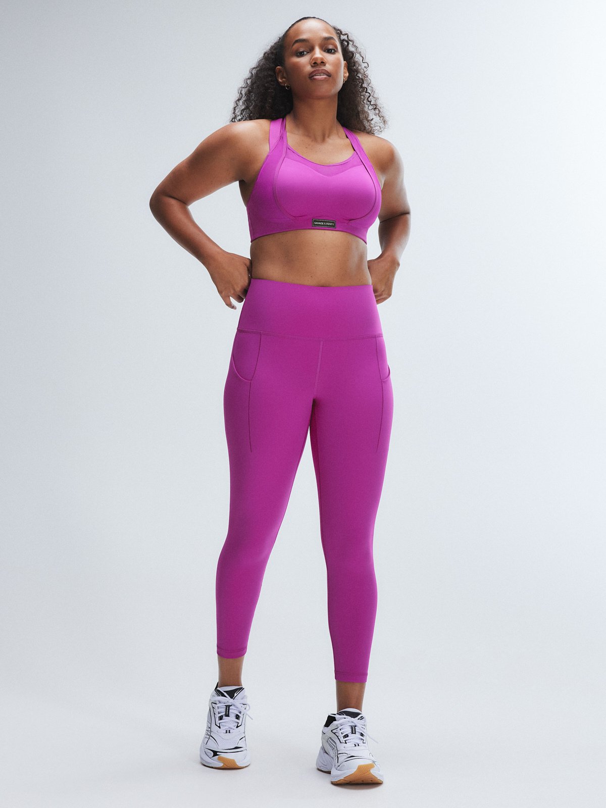 Леггинсы Savage X Fenty Running Hot 7/8 High-Waist Side Pocket, цвет Try Me Purple
Леггинсы Savage X Fenty Running Hot 7/8 High-Waist Side Pocket, цвет Try Me Purple