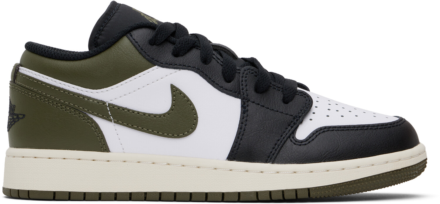 Большие детские кеды Air Jordan 1 цвета хаки и черного цвета Nike Jordan
Большие детские кеды Air Jordan 1 цвета хаки и черного цвета Nike Jordan