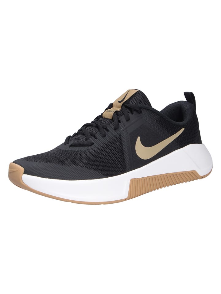 Кроссовки MC TRAINER 3 черного цвета Nike
Кроссовки MC TRAINER 3 черного цвета Nike