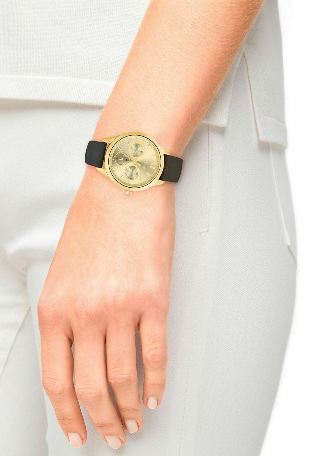 Часы с хронографом MULTIFUNKTION s.Oliver, золотого цвета
Часы с хронографом MULTIFUNKTION s.Oliver, золотого цвета