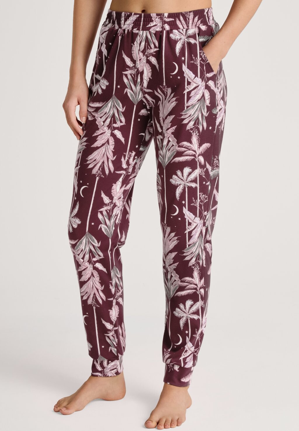 Пижамные штаны FAVOURITES GROUND MIT BÜNDCHEN Calida, Бордо
Пижамные штаны FAVOURITES GROUND MIT BÜNDCHEN Calida, Бордо