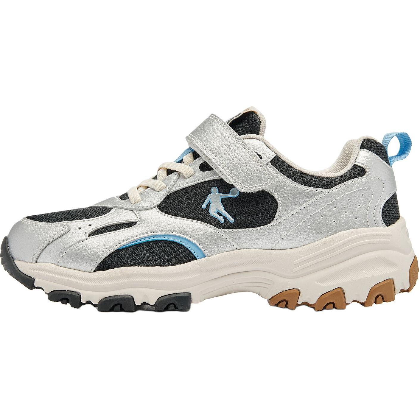 Нескользящие износостойкие низкие кроссовки для детей и подростков QIAODAN, черный/серебряный
Нескользящие износостойкие низкие кроссовки для детей и подростков QIAODAN, черный/серебряный