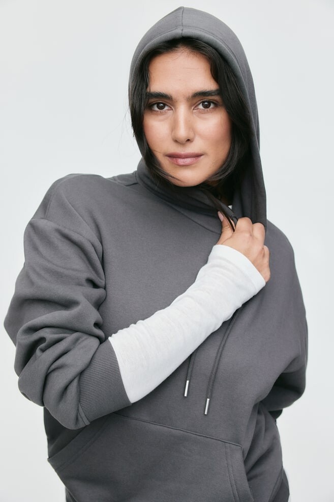 Толстовка с капюшоном H&M, серый
Толстовка с капюшоном H&M, серый