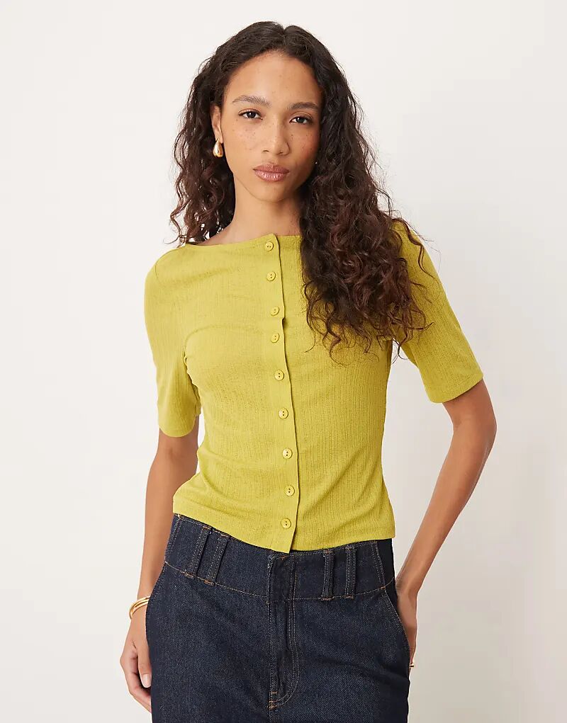 Кардиган ASOS DESIGN из тонкого рубчика с короткими рукавами оливкового цвета
Кардиган ASOS DESIGN из тонкого рубчика с короткими рукавами оливкового цвета