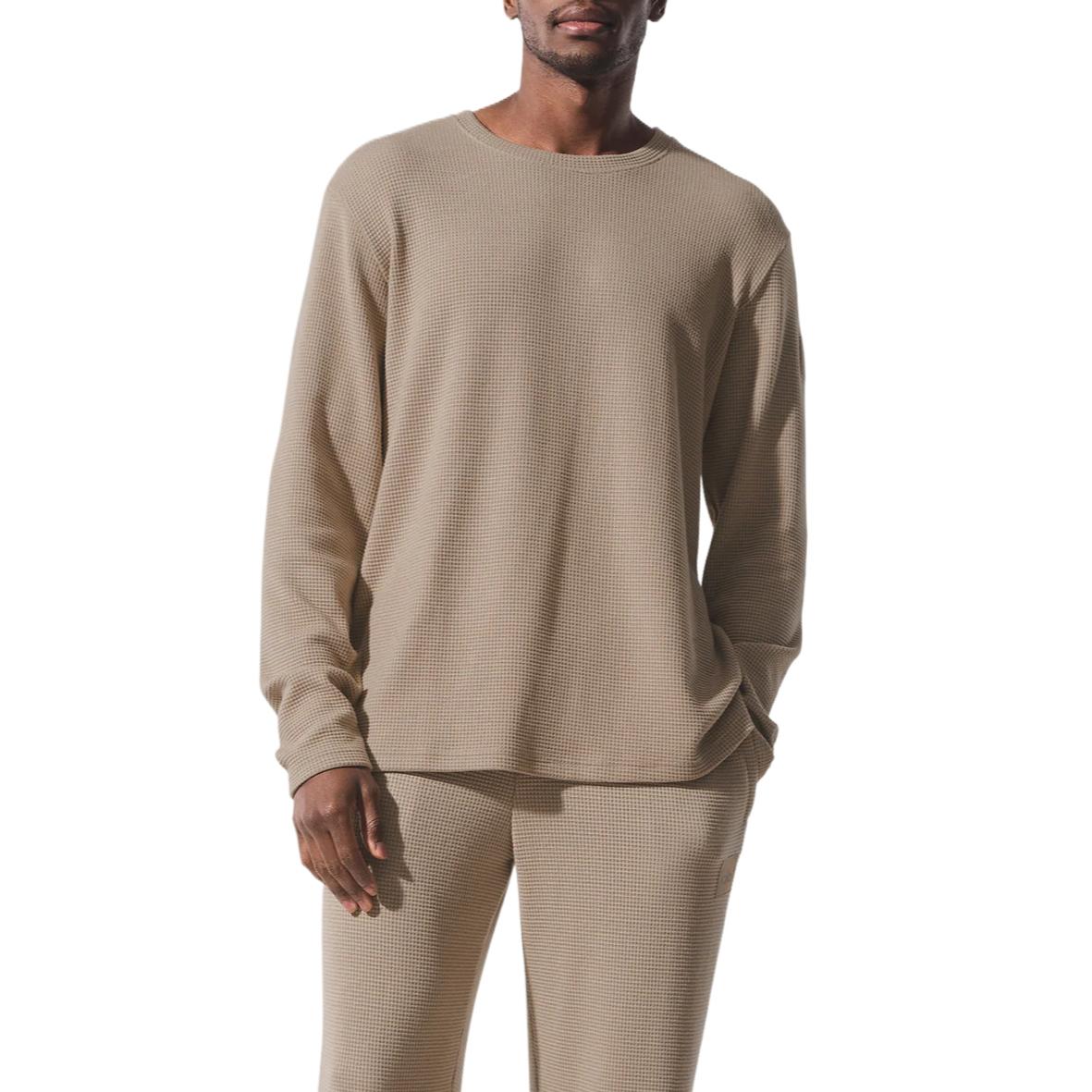 Мужская длинная футболка Elevate Waffle Alo Yoga, хаки/gravel
Мужская длинная футболка Elevate Waffle Alo Yoga, хаки/gravel