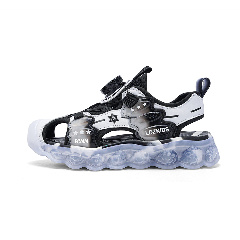 Дышащая повседневная обувь для детей FCMM, черный/белый
Дышащая повседневная обувь для детей FCMM, черный/белый