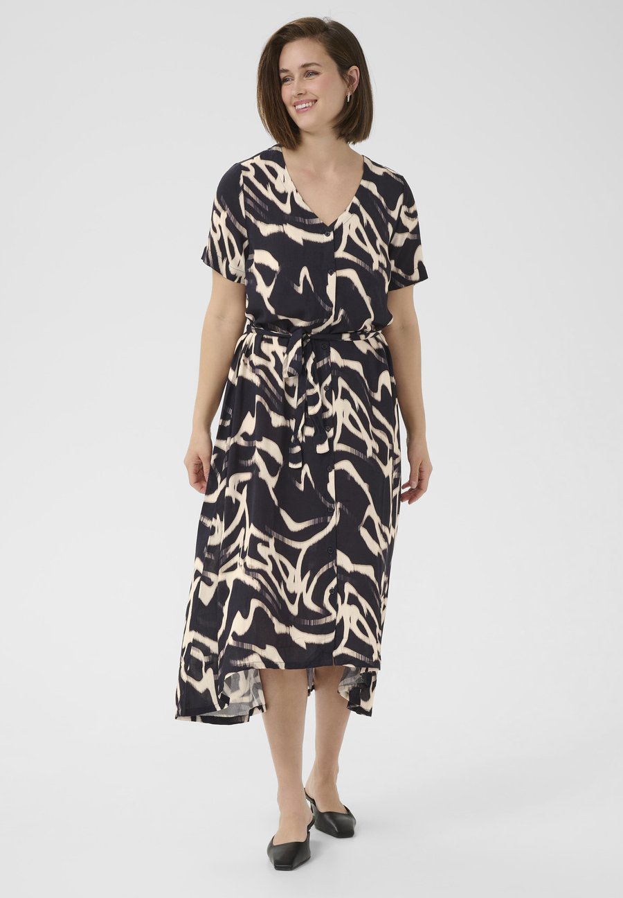 Платье Kaffe BEATHE , Black Nature Organic Lines/Black
Платье Kaffe BEATHE , Black Nature Organic Lines/Black