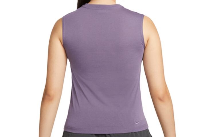 Женская майка Nike, цвет Canyon purple
Женская майка Nike, цвет Canyon purple