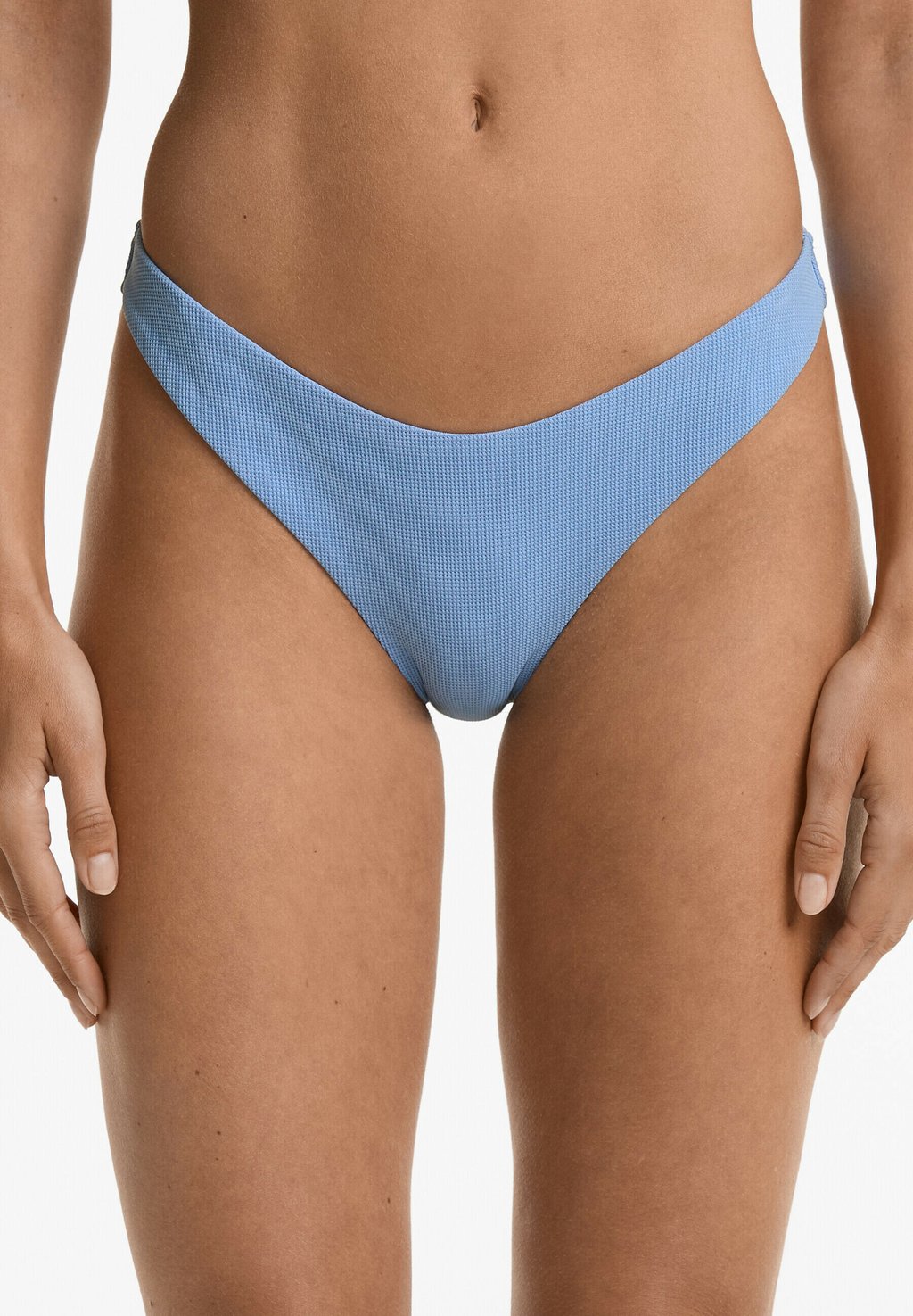 Плавки бикини MEDIUM-COVERAGE U-CUT PIQUÉ OYSHO, синий
Плавки бикини MEDIUM-COVERAGE U-CUT PIQUÉ OYSHO, синий