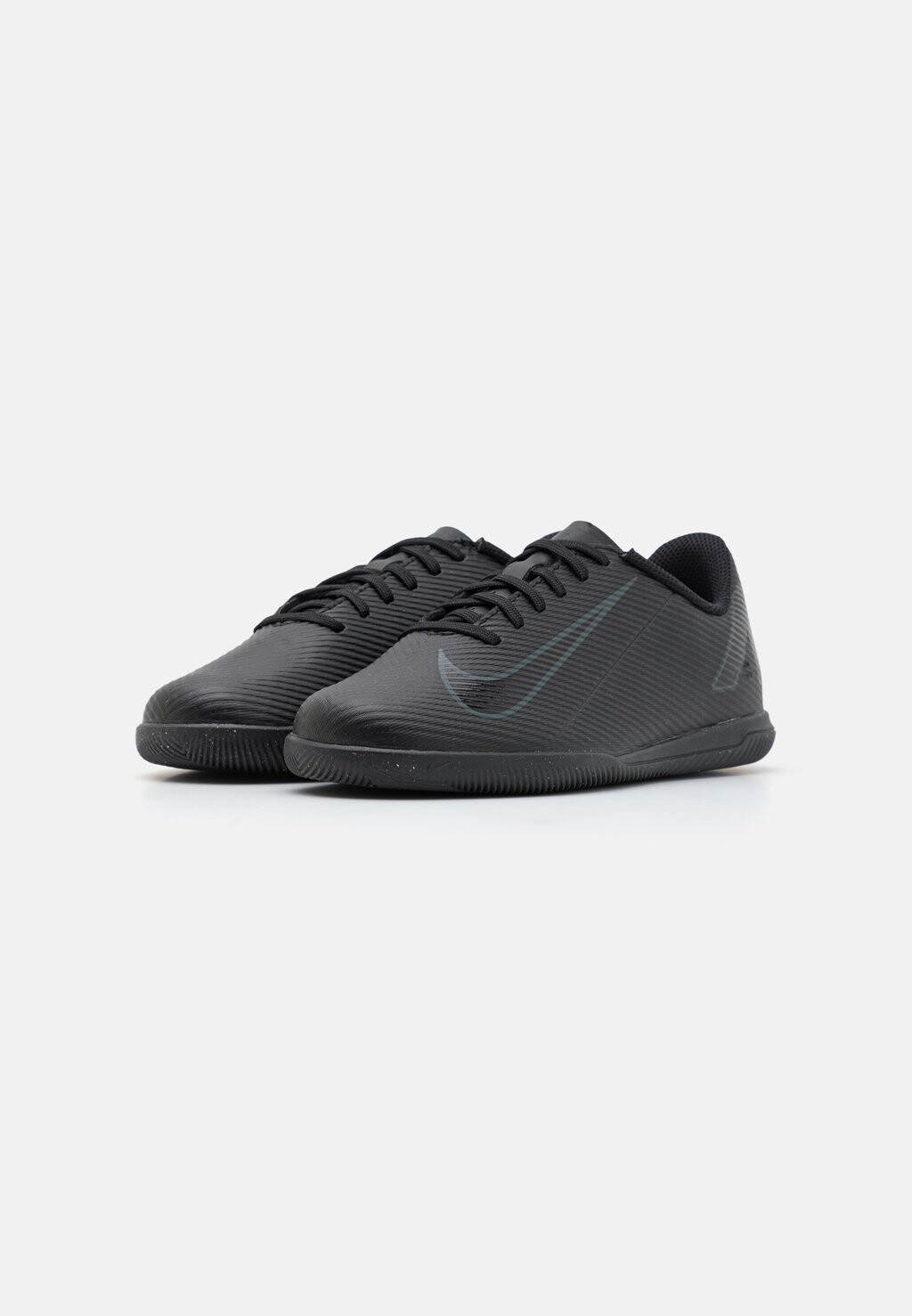 Футбольные бутсы с формованными шипами VAPOR 16 CLUB UNISEX Nike Performance, черный 
Футбольные бутсы с формованными шипами VAPOR 16 CLUB UNISEX Nike Performance, черный