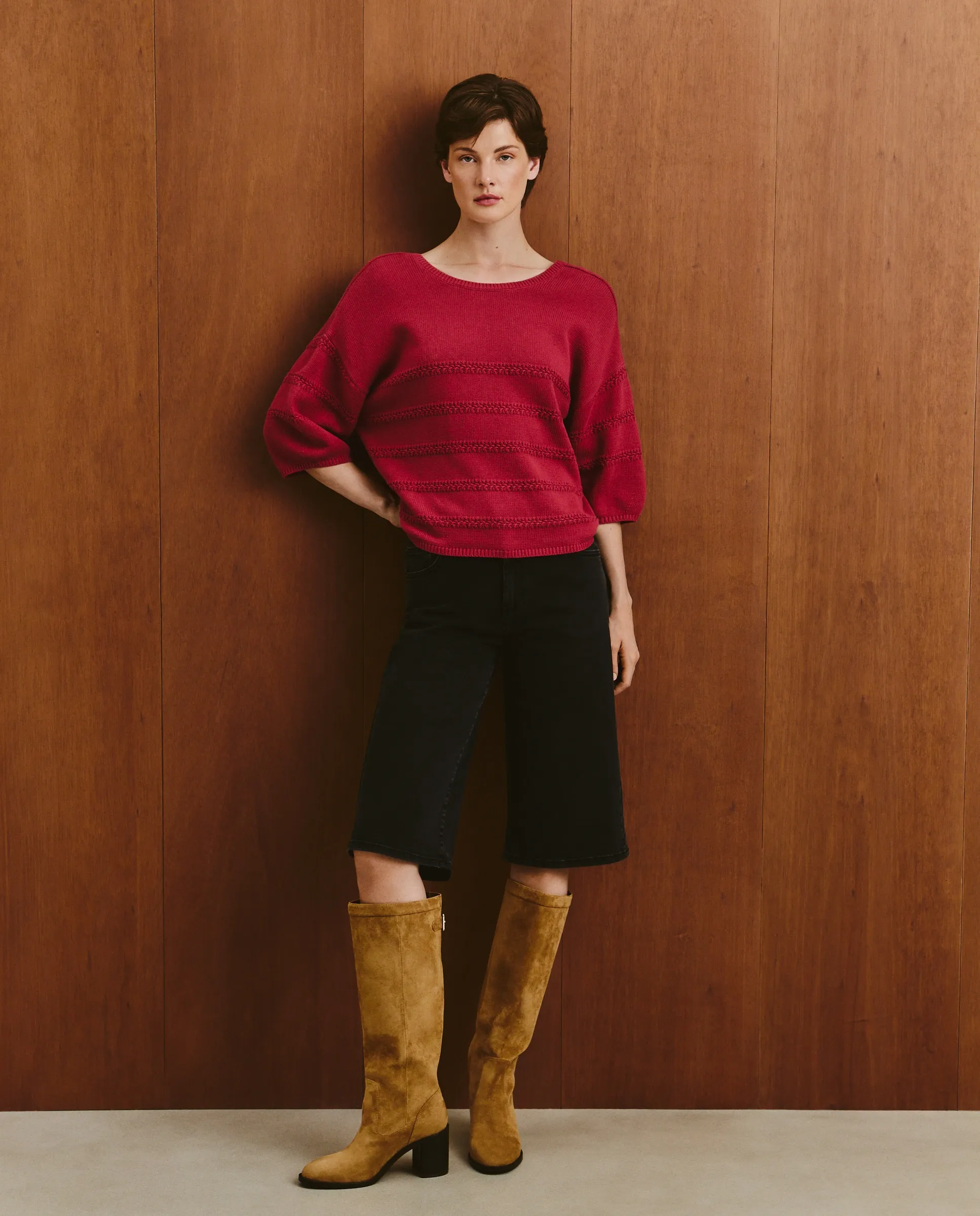 Женский полосатый хлопковый свитер Southern Cotton, ярко-красный
Женский полосатый хлопковый свитер Southern Cotton, ярко-красный