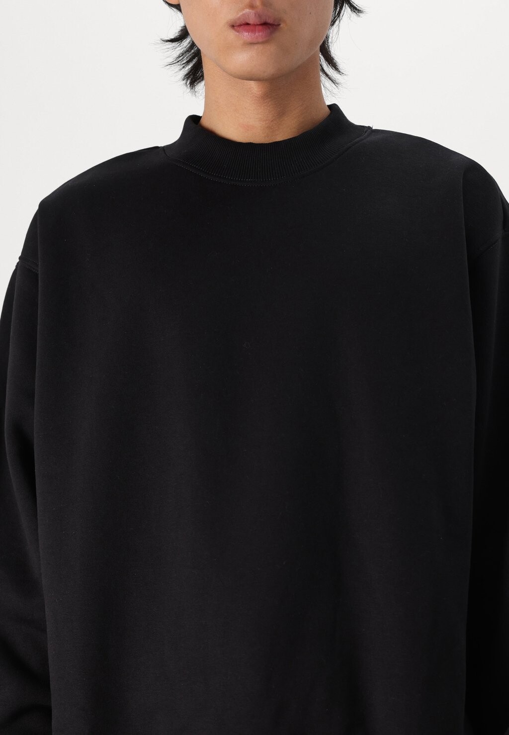 Толстовка RELAXED HEAVYWEIGHT Weekday, черный
Толстовка RELAXED HEAVYWEIGHT Weekday, черный