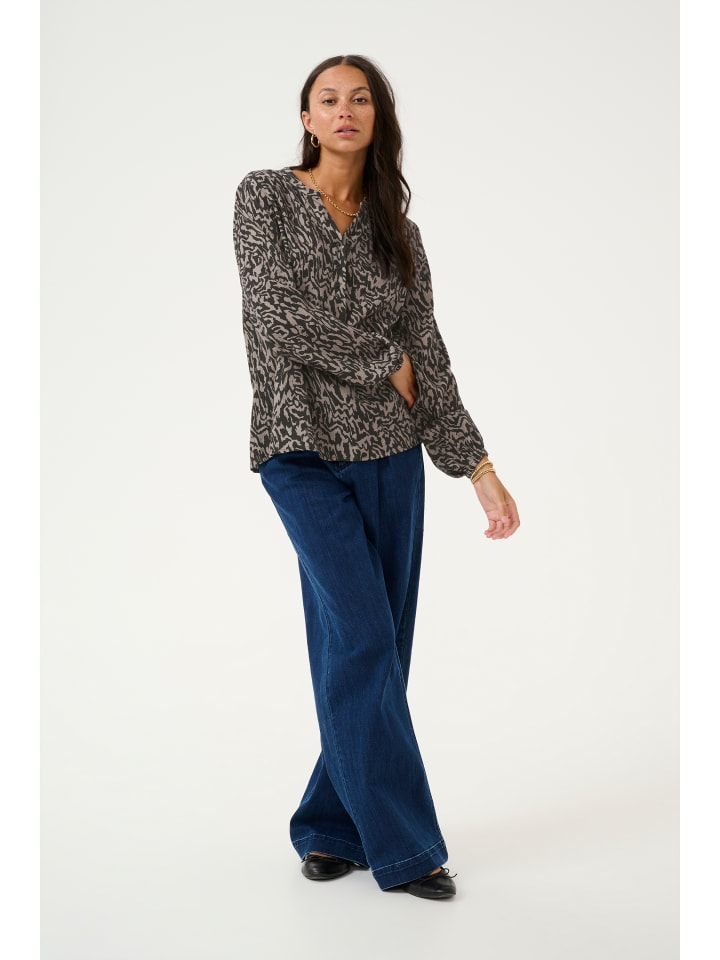 Блузка Kaffe, цвет black/elephant graphic lines
Блузка Kaffe, цвет black/elephant graphic lines
