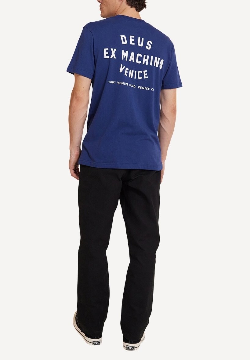 Футболка с принтом VENICE SKULL Deus Ex Machina, синий
Футболка с принтом VENICE SKULL Deus Ex Machina, синий