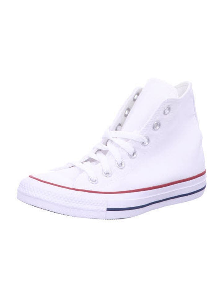 белые высокие кроссовки Converse
белые высокие кроссовки Converse