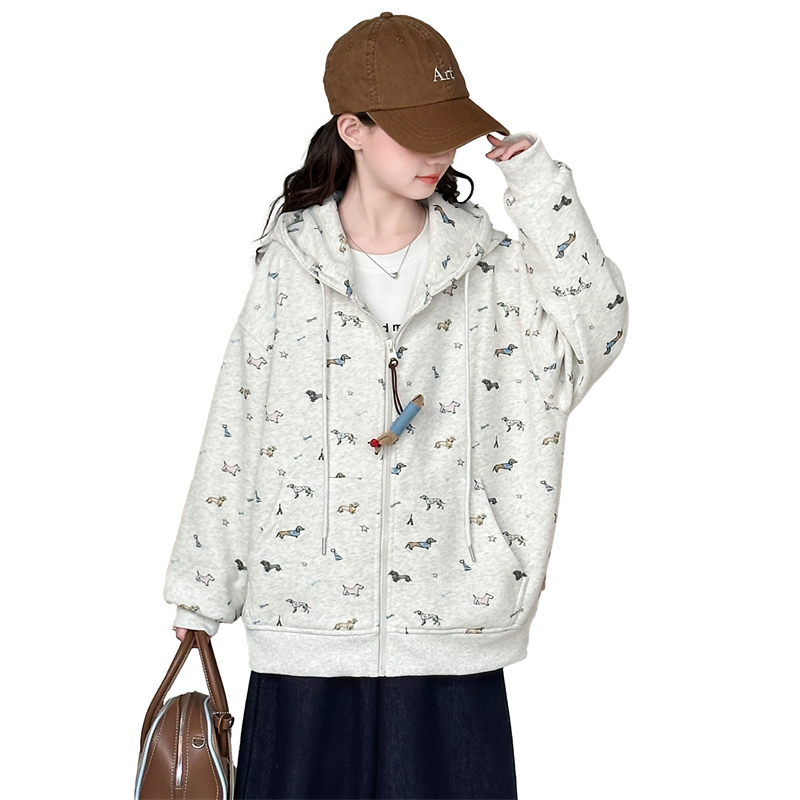 Топ для подростков на весну и осень Disney, светло-серый
Топ для подростков на весну и осень Disney, светло-серый